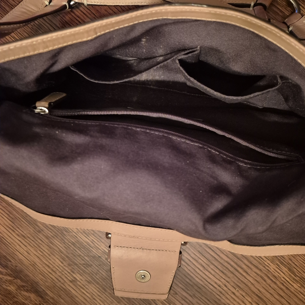 Coach Tan Leather Shoulder Bag - Picture 5 of 6